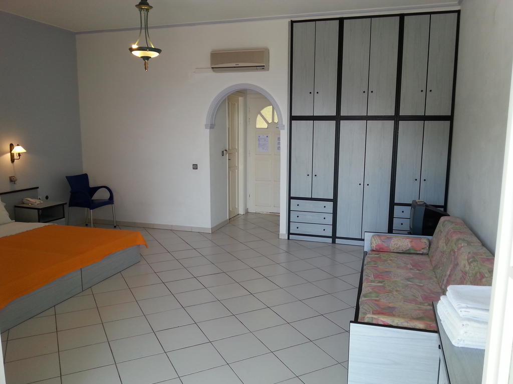 Dolphin Apartments 1 Parga Exterior photo