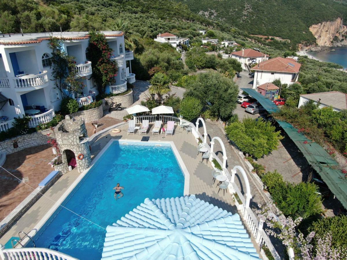 Dolphin Apartments 1 Parga Exterior photo